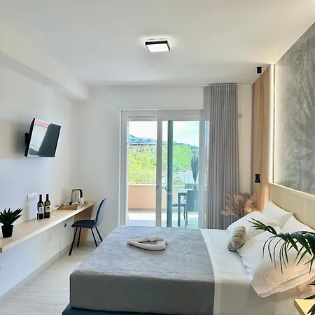 Bed & Breakfast M T P By Bonsai *